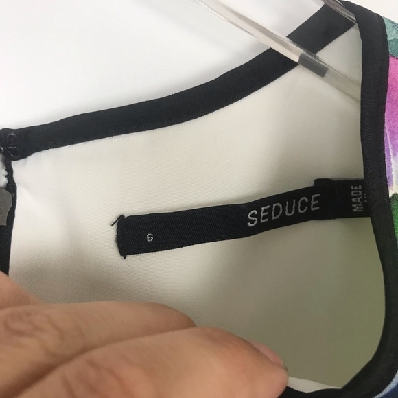 SEDUCE Multi Print Floral Dress - Picture 3 of 7